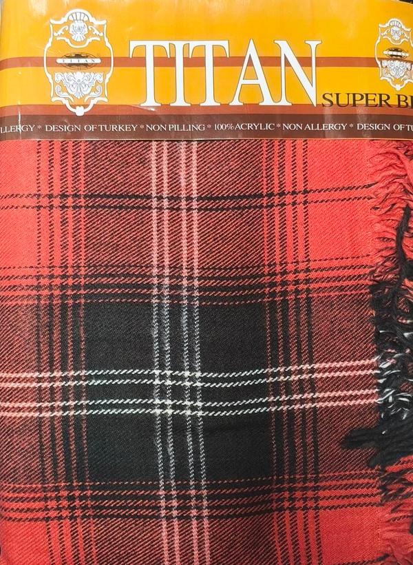 پتو مسافرتی مدل تیتان سایز 230 × 160 سانتی متر قرمز