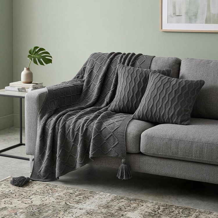 شال مبل مدل موجی 140 × 180 سانتی متر رنگ طوسی تیره دارای کوسن جداگانه